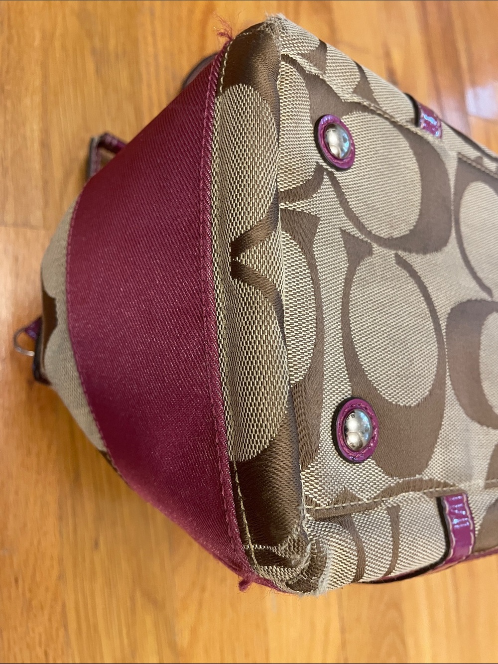 Vintage Coach Monogram Signature C Shoulder Bag. Magenta Pink /Tan. - Picture 10 of 16
